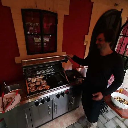 Guest house Hangonyi Pizzeria Es Vendeghaza