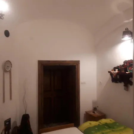 Hangonyi Pizzeria Es Vendeghaza Guest house Hangony