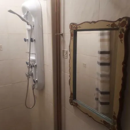 Vendégház Hangonyi Pizzeria Es Vendeghaza Hangony