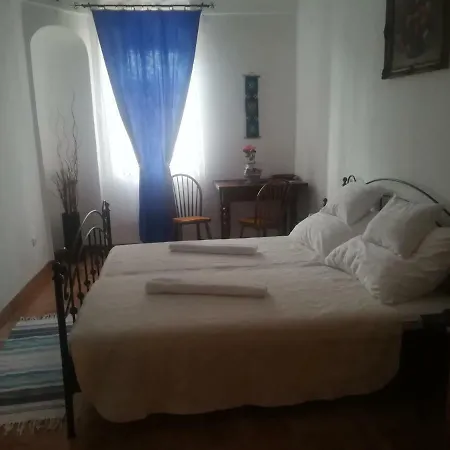Hangonyi Pizzeria Es Vendeghaza Guest house Hangony