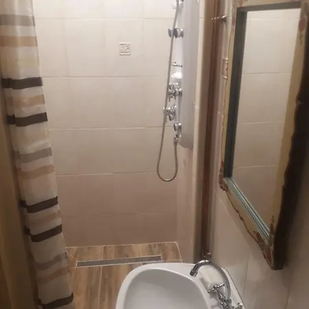 Vendégház Hangonyi Pizzeria Es Vendeghaza