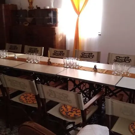 Vendégház Hangonyi Pizzeria Es Vendeghaza Hangony